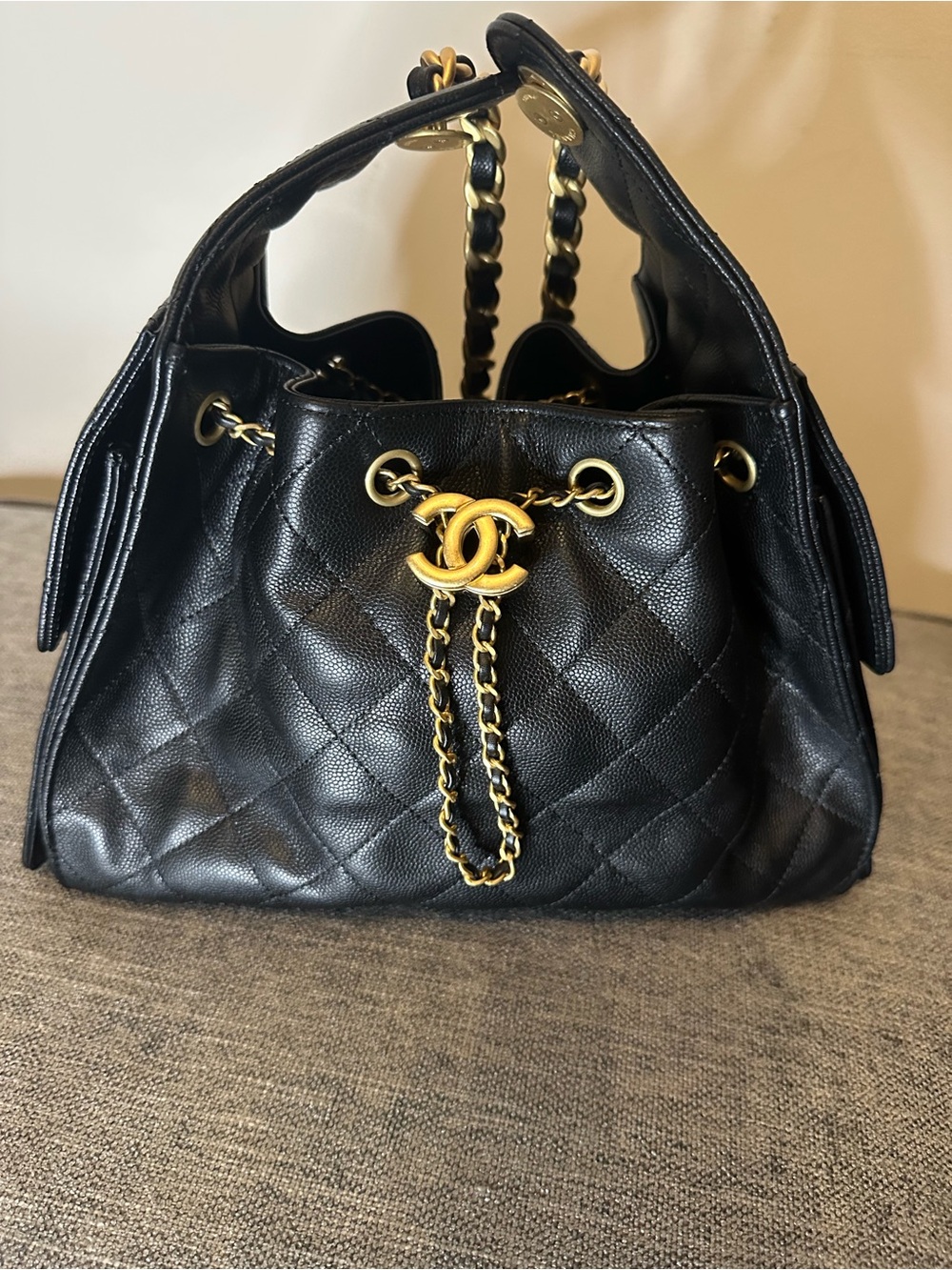 CHANEL 25 Small Black Quilted Drawstring Shoulder Bag with Gold CC Hardware - Picture 2 of 9
